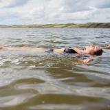 Schwimmerin im Little Manitou Lake